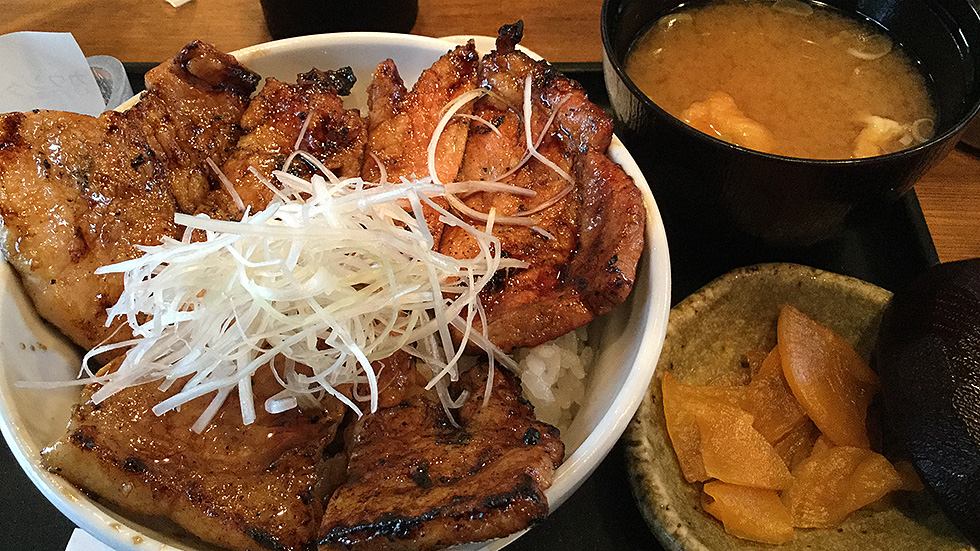 ぶたロースどん